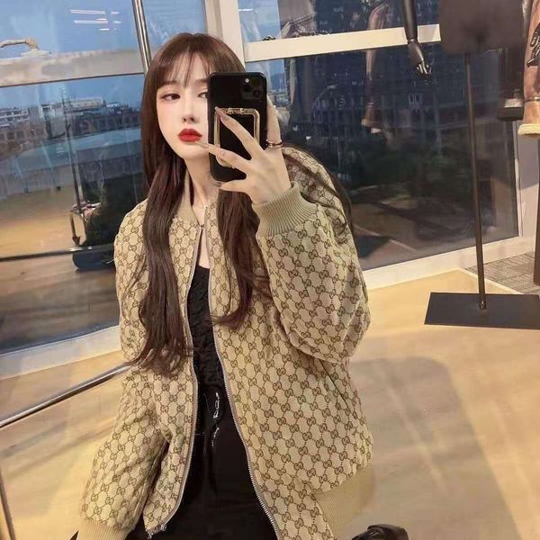 spring and autumn 2021 new baseball cardigan jacket jacquard women with the same jacket fashion trend net red sell like sellers, Black;brown
spring and autumn 2021 new baseball cardigan jacket jacquard women with the same jacket fashion trend net red sell like sellers, Black;brown