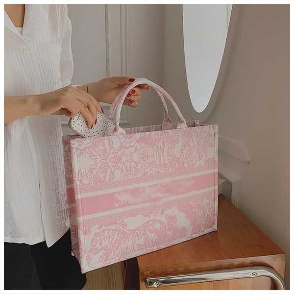 factory direct sale 75% off luxury women's classic embroidery tote large capacity portable net red same style street pgraphy magic bags
factory direct sale 75% off luxury women's classic embroidery tote large capacity portable net red same style street pgraphy magic bags