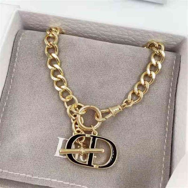 2021 new designer lucky bag letter blind gutta percha necklace female high version thick chain, Silver
2021 new designer lucky bag letter blind gutta percha necklace female high version thick chain, Silver