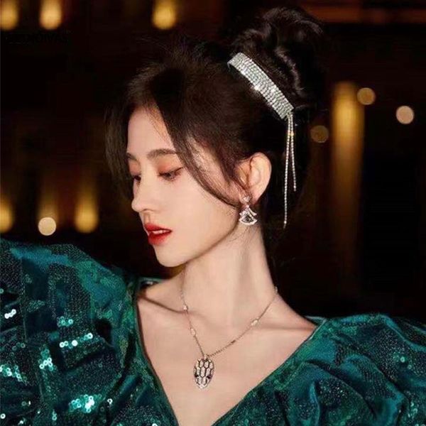 hair clips & barrettes women blings rhinestone bun hairpin with long tassel elegant twist clip styling accessory sl, Golden;silver
hair clips & barrettes women blings rhinestone bun hairpin with long tassel elegant twist clip styling accessory sl, Golden;silver
