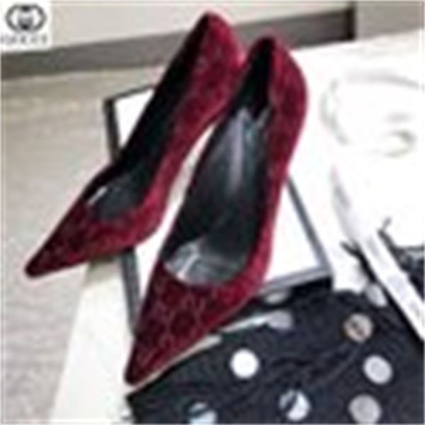 slides slippers designer ballerinas dress luxury mules women pumps loafers high sneakers heels shoes sandals s35c, Black;white
slides slippers designer ballerinas dress luxury mules women pumps loafers high sneakers heels shoes sandals s35c, Black;white
