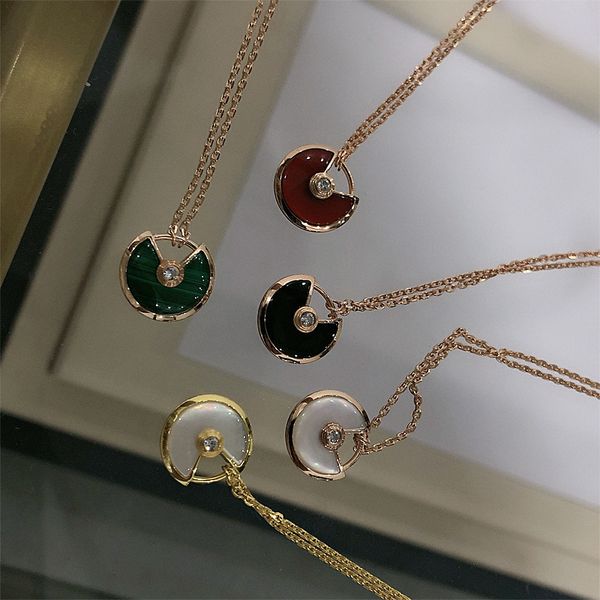 special offer 2021 luxury designer jewelry red white black green amulet necklace 925 silver high end simple necklace female
special offer 2021 luxury designer jewelry red white black green amulet necklace 925 silver high end simple necklace female