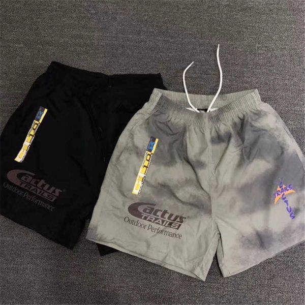 men's shorts travis scott cactus jack running trails women hiphop outdoor marathon beach men 8gd8, White;black
men's shorts travis scott cactus jack running trails women hiphop outdoor marathon beach men 8gd8, White;black