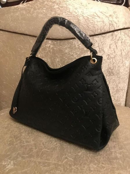 promotion 2020 new brand name fashion pu leather handbags women famous brands designers tote shoulder bags with dust bag
promotion 2020 new brand name fashion pu leather handbags women famous brands designers tote shoulder bags with dust bag