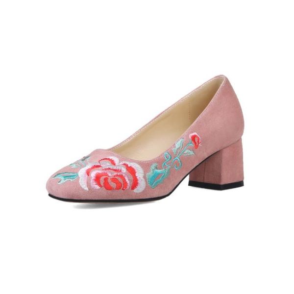 big size 33-43 2021 fashion women solid embroider heels pumps 3 colors dress shoes, Black
big size 33-43 2021 fashion women solid embroider heels pumps 3 colors dress shoes, Black