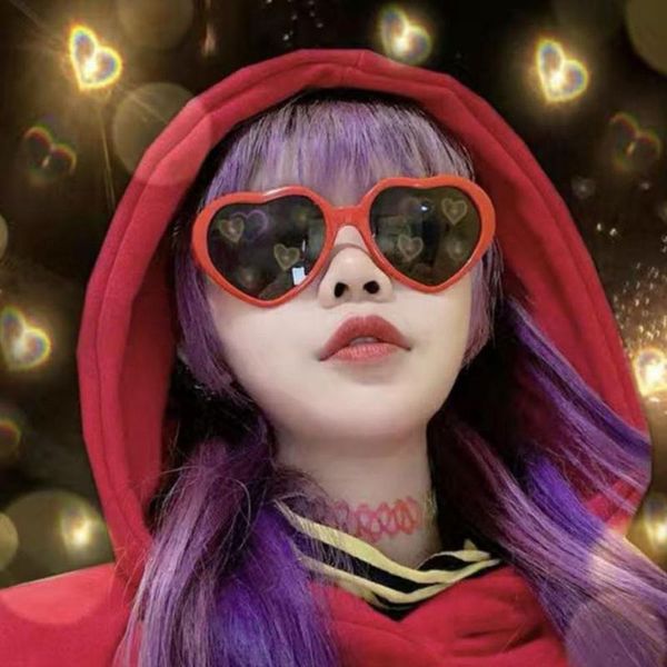 sunglasses fashion heart-shaped lights become love special effects glasses at night women girls gifts #01, White;black
sunglasses fashion heart-shaped lights become love special effects glasses at night women girls gifts #01, White;black