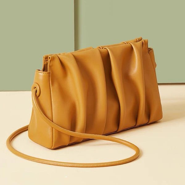 fashion diagonal bag women s bag 2021 summer new cloud fold underarm bag women s minority design
fashion diagonal bag women s bag 2021 summer new cloud fold underarm bag women s minority design