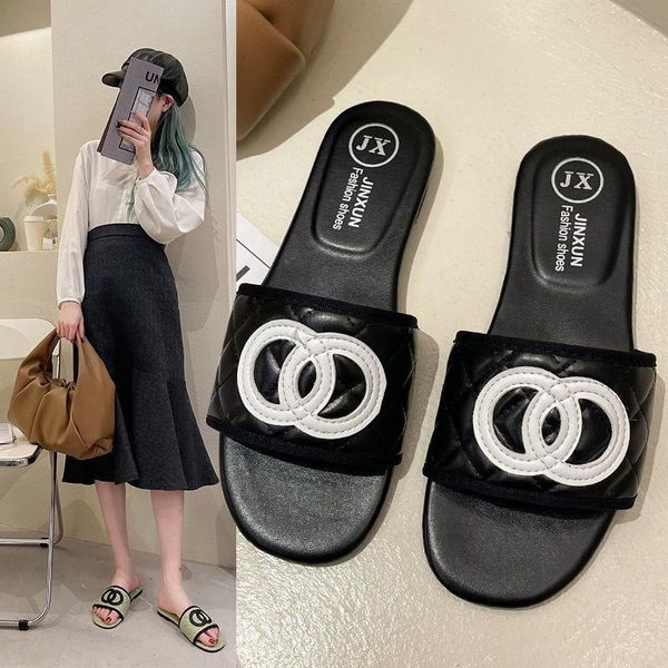 Slippers summer women's shoes retro small fragrant square head diamond pattern fairy sandals all over Korean 06WF, Black
Slippers summer women's shoes retro small fragrant square head diamond pattern fairy sandals all over Korean 06WF, Black