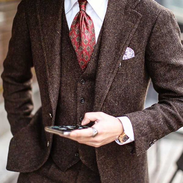 men's suits & blazers herringbone tweed tailor-made formal wedding blazer terno masculino 3 pieces brown jackets+vest+pants groom wear, White;black
men's suits & blazers herringbone tweed tailor-made formal wedding blazer terno masculino 3 pieces brown jackets+vest+pants groom wear, White;black