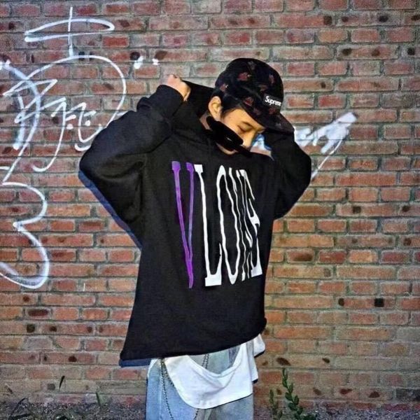 2021 brand v hoodie trendy students' new autumn sweater couple purple big men's and women's loose casual, Black
2021 brand v hoodie trendy students' new autumn sweater couple purple big men's and women's loose casual, Black