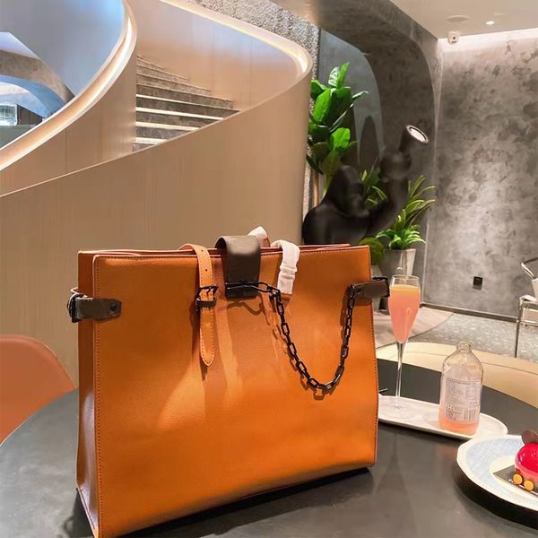 men tote bag messenger shoulder hanbag crossbody plain genuine leather none open versatile soft large capacity can hold ipad small notebook
men tote bag messenger shoulder hanbag crossbody plain genuine leather none open versatile soft large capacity can hold ipad small notebook