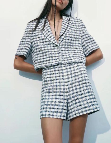women's tracksuits women summer checked plaid lapel deep v neck short sleeve single breasted pocket jacket & casual mini shorts, Gray
women's tracksuits women summer checked plaid lapel deep v neck short sleeve single breasted pocket jacket & casual mini shorts, Gray