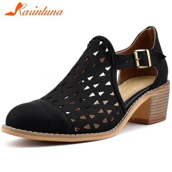 ladies 2021 high block heels sandals breathable gladiator women summer retro hollow shoes woman, Black
ladies 2021 high block heels sandals breathable gladiator women summer retro hollow shoes woman, Black