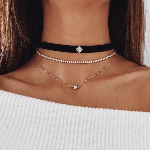 black velvet noble chock with multi-layered alloy necklace chokers, Golden;silver
black velvet noble chock with multi-layered alloy necklace chokers, Golden;silver