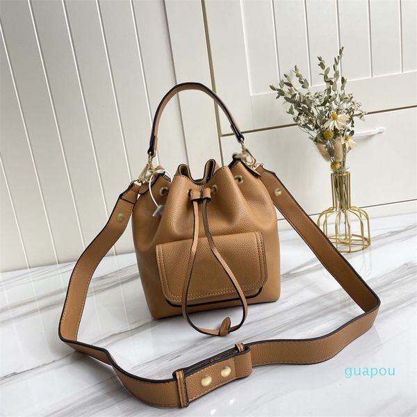 fashion crossbody bags leather handbag ladies bucket style large capacity casual design
fashion crossbody bags leather handbag ladies bucket style large capacity casual design