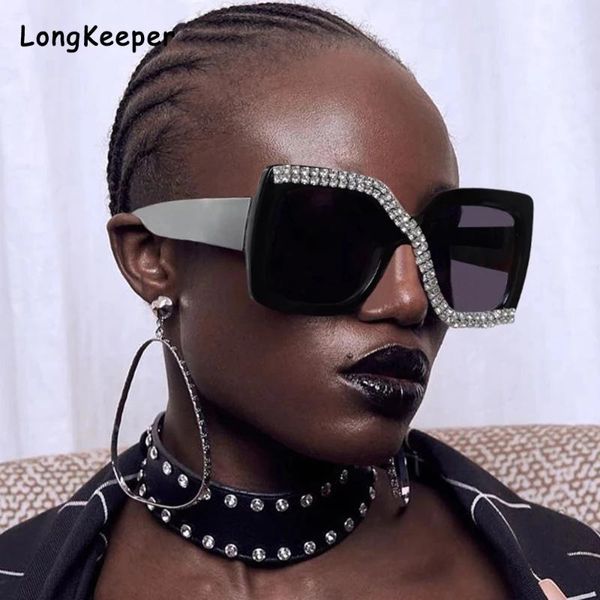 sunglasses oversized square women diamond rhinestone men designer glasses eyeglasses eyewear vintage, White;black
sunglasses oversized square women diamond rhinestone men designer glasses eyeglasses eyewear vintage, White;black
