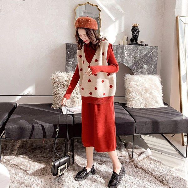 women's sweaters women two-piece red sweater skirt female long thick autumn and winter over the knee knitted dress suit is very loose, White;black
women's sweaters women two-piece red sweater skirt female long thick autumn and winter over the knee knitted dress suit is very loose, White;black