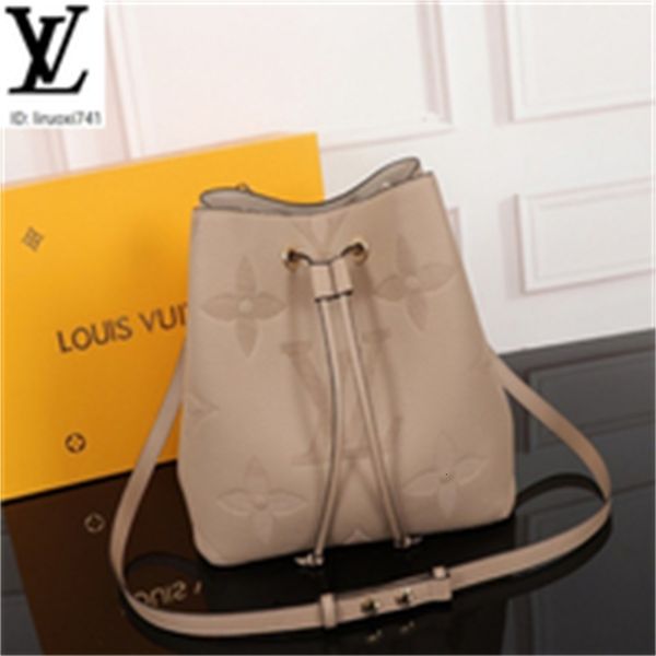 brand designer luxury wg2b m2241 camel embossed calfskin bucket bag women handbags iconic bags handles shoulder bags totes cross body ba, Red;black
brand designer luxury wg2b m2241 camel embossed calfskin bucket bag women handbags iconic bags handles shoulder bags totes cross body ba, Red;black