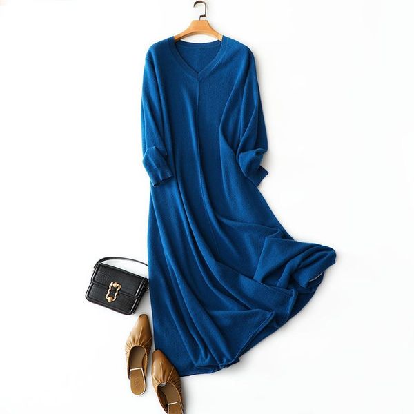 casual dresses winter 2021 100 pure cashmere dress women sweater long knitting v-neck women's clothing wholesale, Black;gray
casual dresses winter 2021 100 pure cashmere dress women sweater long knitting v-neck women's clothing wholesale, Black;gray