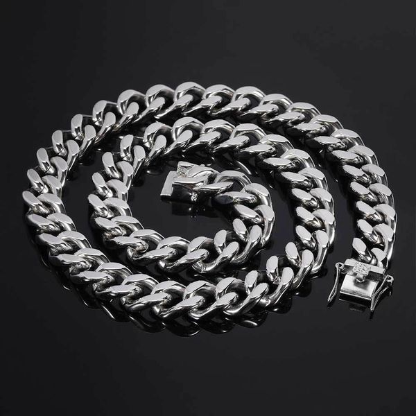factory sholesale 12mm stainless steel four side grinding necklace real gold electroplating 18k gold trend domineering hip hop cuban chain p
factory sholesale 12mm stainless steel four side grinding necklace real gold electroplating 18k gold trend domineering hip hop cuban chain p