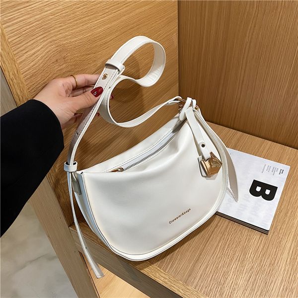 half moon design pu leather crossbody bags for women 2021 summer simple tassels shoulder bags small luxury lady handbags black l
half moon design pu leather crossbody bags for women 2021 summer simple tassels shoulder bags small luxury lady handbags black l