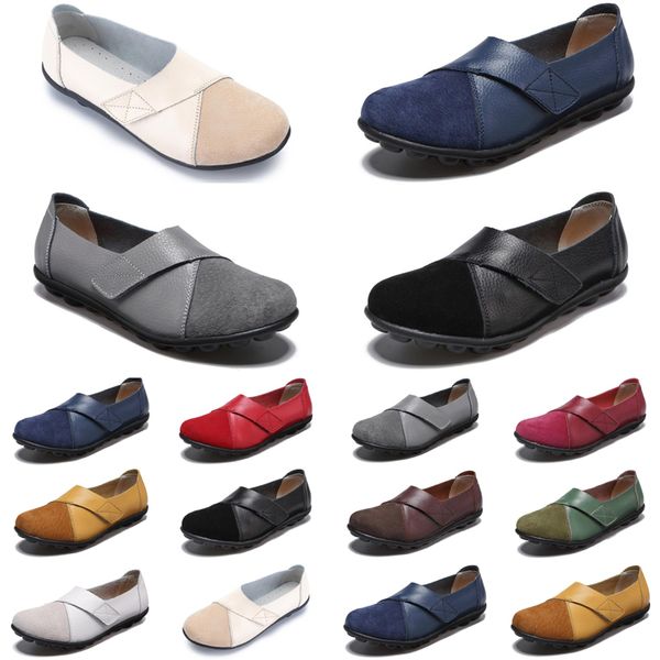 2021 luxury men women casual shoes black white blue loafers suede leather stitching mens trainers sneakers size 35-44 color11
2021 luxury men women casual shoes black white blue loafers suede leather stitching mens trainers sneakers size 35-44 color11