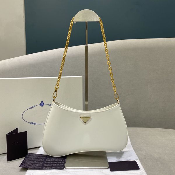 2021 new genuine leather women's p family flap middle ancient french stick armpit ladies design handbags
2021 new genuine leather women's p family flap middle ancient french stick armpit ladies design handbags