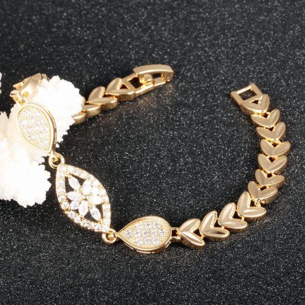 ca-79 diamond-studded wheat ear zircon ladies bracelet copper gold-plated jewelry european and american fashion accessories bangle, Black
ca-79 diamond-studded wheat ear zircon ladies bracelet copper gold-plated jewelry european and american fashion accessories bangle, Black