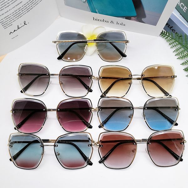 rectangular sunglasses personalized golden metal frame uv protective women's pilot eyeglasses oversized designer minimalist accessories, White;black
rectangular sunglasses personalized golden metal frame uv protective women's pilot eyeglasses oversized designer minimalist accessories, White;black