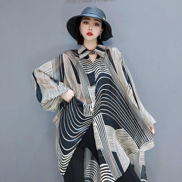 women's t-shirt 2021 fashion shirt stripe chiffon loose size thin sunscreen, White
women's t-shirt 2021 fashion shirt stripe chiffon loose size thin sunscreen, White