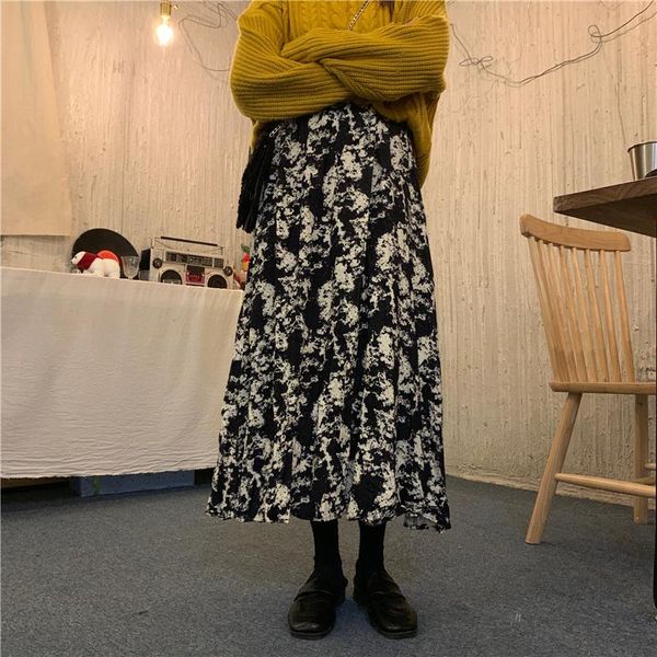 skirts retro tie dyed skirt women's spring 2021 high waist slim fashion print, Black
skirts retro tie dyed skirt women's spring 2021 high waist slim fashion print, Black