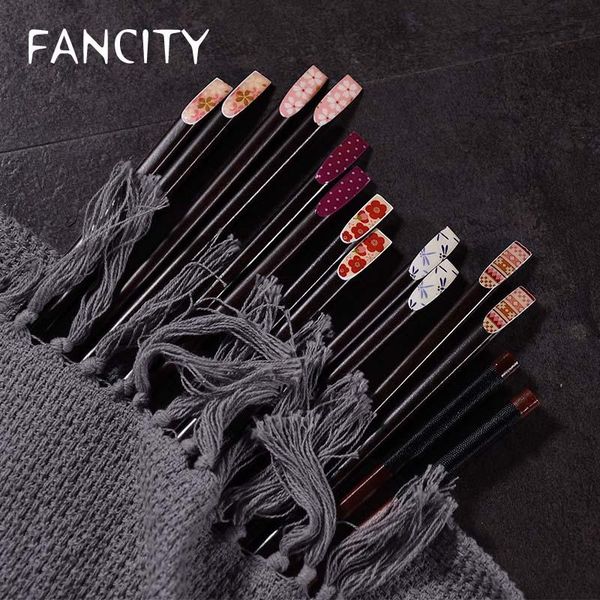 chopsticks fancity japanese creative pointed household solid wood non-slip high-end tableware set portable kitchen che
chopsticks fancity japanese creative pointed household solid wood non-slip high-end tableware set portable kitchen che
