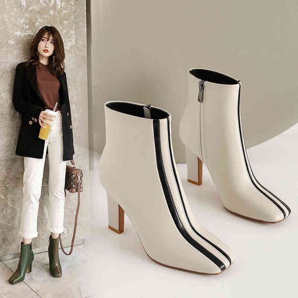 fashion transport super high heels shoes women's round head boots thick with platform women's shoes ankle boots 210507, Black
fashion transport super high heels shoes women's round head boots thick with platform women's shoes ankle boots 210507, Black