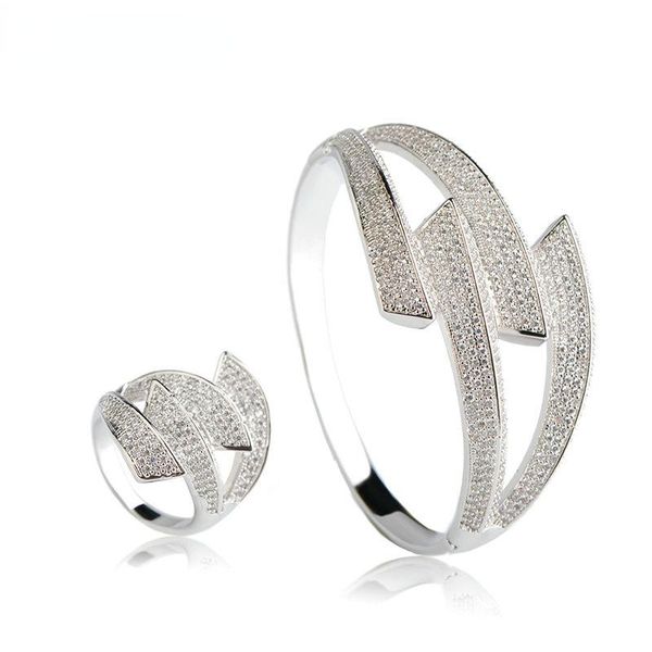 earrings & necklace blucome silver color party jewelry sets full rhinestone big bangles ring set prong setting zirconia women hand accessori
earrings & necklace blucome silver color party jewelry sets full rhinestone big bangles ring set prong setting zirconia women hand accessori