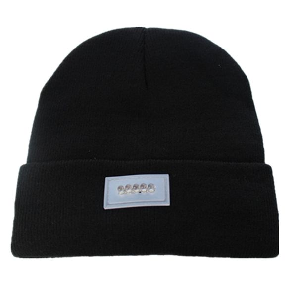 autumn and winter 5led wool knitting luminous warm maintenance mountaineering night fishing band lamp cold cap beanies, Blue;gray
autumn and winter 5led wool knitting luminous warm maintenance mountaineering night fishing band lamp cold cap beanies, Blue;gray