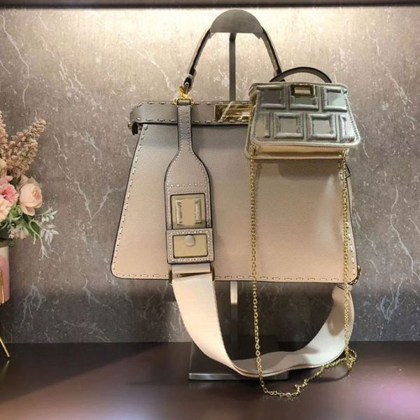 classic bags handbag fashion bags cross body purse shoulder fashion real leather flower letter plaid hardware zipper two size removable stra
classic bags handbag fashion bags cross body purse shoulder fashion real leather flower letter plaid hardware zipper two size removable stra