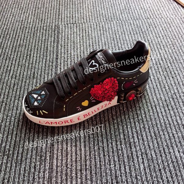 2021 fashion women men leather half slippers slides classic metal buckle embroidery stylist shoes sandals loafers autumn winter warm wool si, Black
2021 fashion women men leather half slippers slides classic metal buckle embroidery stylist shoes sandals loafers autumn winter warm wool si, Black