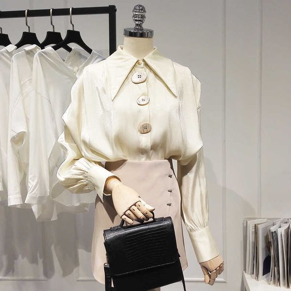 arrival autumn korea fashion women long sleeve loose shirts big turn-down collar button ol lady blouse 210601, White
arrival autumn korea fashion women long sleeve loose shirts big turn-down collar button ol lady blouse 210601, White