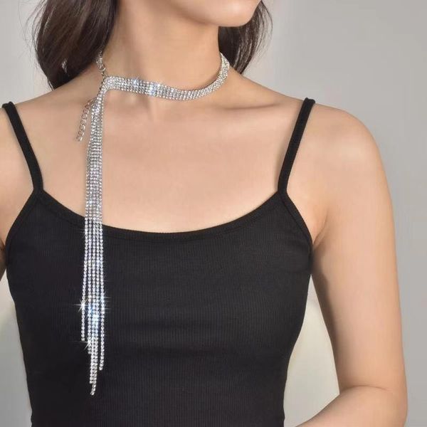 pendant necklaces elegant indifference tassel long all diamond necklace women's bow geometric chain fashion gift, Silver
pendant necklaces elegant indifference tassel long all diamond necklace women's bow geometric chain fashion gift, Silver