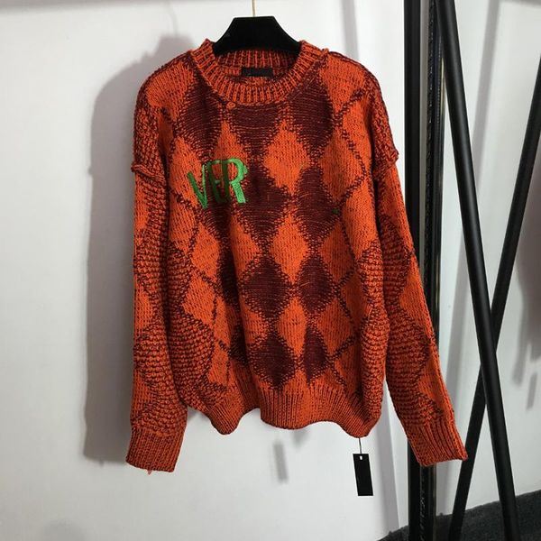 fashion letter jacquard women sweaters classic plaid pattern lady sweater personality warm knit sweatshirts, White;black
fashion letter jacquard women sweaters classic plaid pattern lady sweater personality warm knit sweatshirts, White;black
