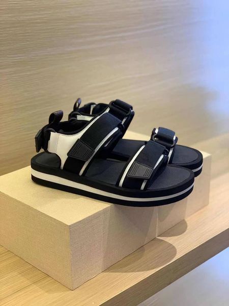 european summer fashion women's flat sandals, adjustable velcro, wear-resistant velvet sole, versatile and simple, with box, size 35-40, Black
european summer fashion women's flat sandals, adjustable velcro, wear-resistant velvet sole, versatile and simple, with box, size 35-40, Black