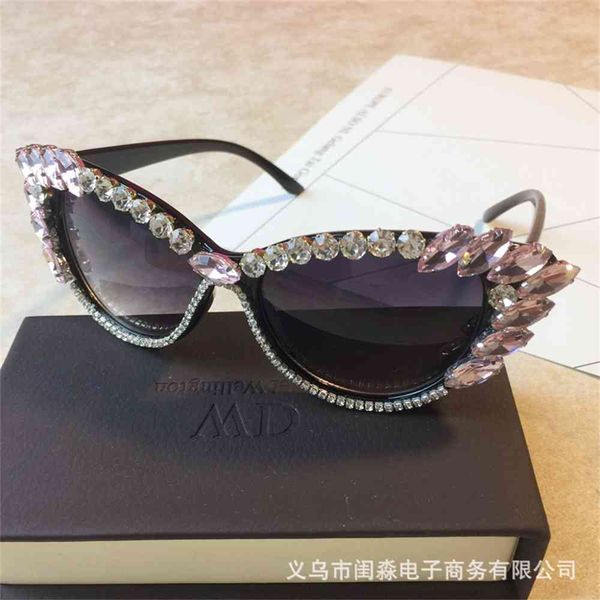 80% off store online sunglasses, women's personality, round face star, the same style with diamond, exaggerated show style, stage props, White;black
80% off store online sunglasses, women's personality, round face star, the same style with diamond, exaggerated show style, stage props, White;black