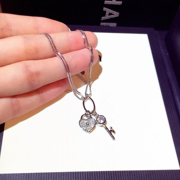 charm bracelets juya 2021 luxury real gold plating chain link for women valentine's day cz mosaic lock bracelet fashion jewelry, Golden;silver
charm bracelets juya 2021 luxury real gold plating chain link for women valentine's day cz mosaic lock bracelet fashion jewelry, Golden;silver
