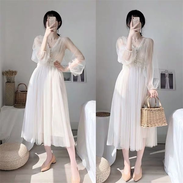 fall 2021 brand new women v-neck puff sleeve mesh midi plus size fairy tulle lace dress elegant long vestidos, Black;gray
fall 2021 brand new women v-neck puff sleeve mesh midi plus size fairy tulle lace dress elegant long vestidos, Black;gray