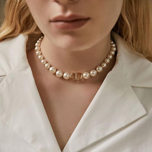 chokers cowbread vintage necklace for women clavicle chain choker temperament jewelry women's neck, Golden;silver
chokers cowbread vintage necklace for women clavicle chain choker temperament jewelry women's neck, Golden;silver