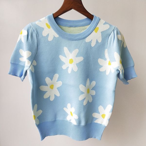 59% off factory outlet store summer blue flower bubble sleeve slim and age reducing knitted top, White;black
59% off factory outlet store summer blue flower bubble sleeve slim and age reducing knitted top, White;black