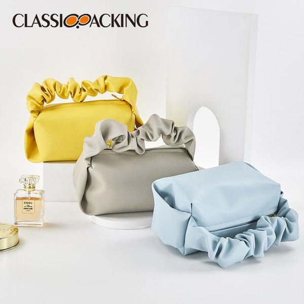storage bags 2021 pure color simple portable cloud bag pvc leather pleated makeup for women
storage bags 2021 pure color simple portable cloud bag pvc leather pleated makeup for women