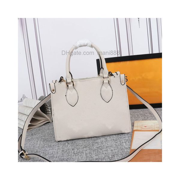 lady tote shopper bag handbags wallet fashion letter genuine leather shoulder bags adjustable removable strap high quality
lady tote shopper bag handbags wallet fashion letter genuine leather shoulder bags adjustable removable strap high quality