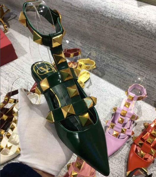 sandals 2021 brand luxry women 4cm high heel pointed toe sandals with rivets genuine sheep leather lady wedding shoes 34-42 v dust bag, Black
sandals 2021 brand luxry women 4cm high heel pointed toe sandals with rivets genuine sheep leather lady wedding shoes 34-42 v dust bag, Black
