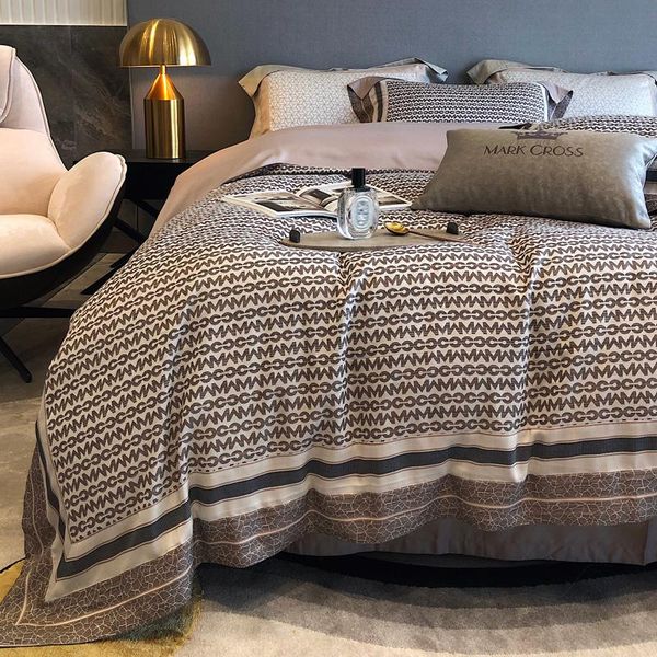 bedding sets luxury high-end double-tencel, yarn-dyed european-tencel four-piece set light wind tencel quilt cover bedspread
bedding sets luxury high-end double-tencel, yarn-dyed european-tencel four-piece set light wind tencel quilt cover bedspread